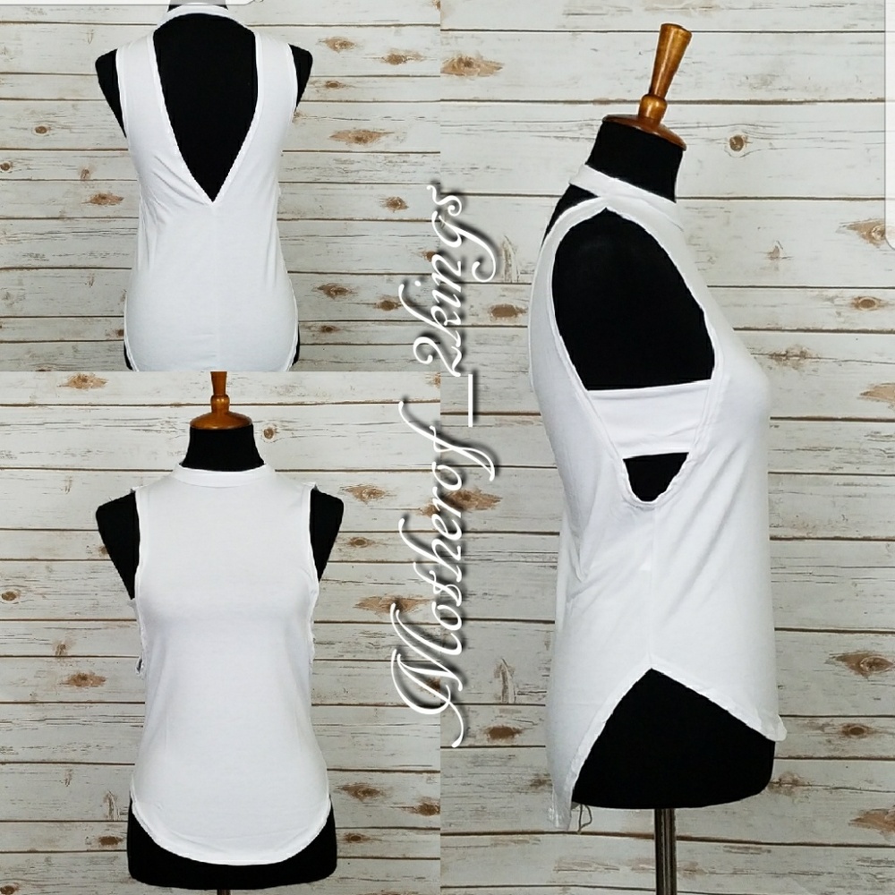 π WHITE SLEEVELESS CUTOUT TOP - Picture 3 of 3